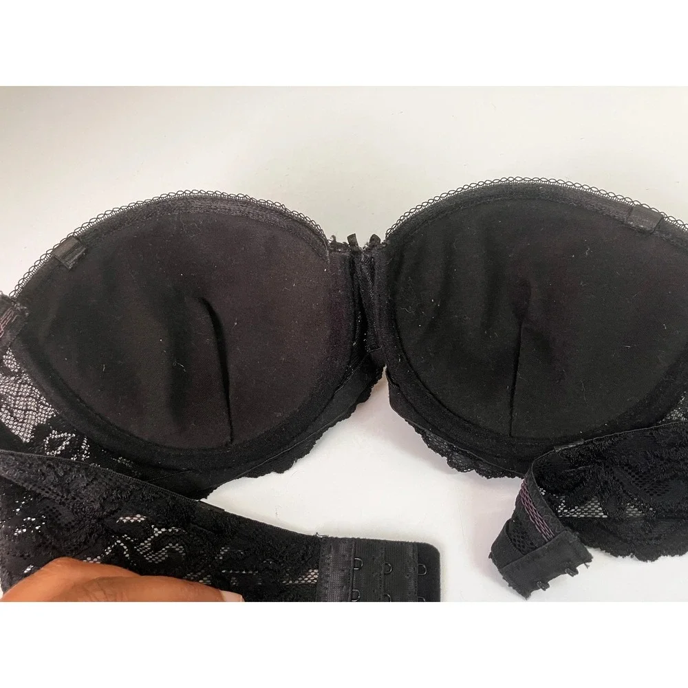Q-T Intimates Womens 36C Strapless Bra Black Lace Padded Underwire 146